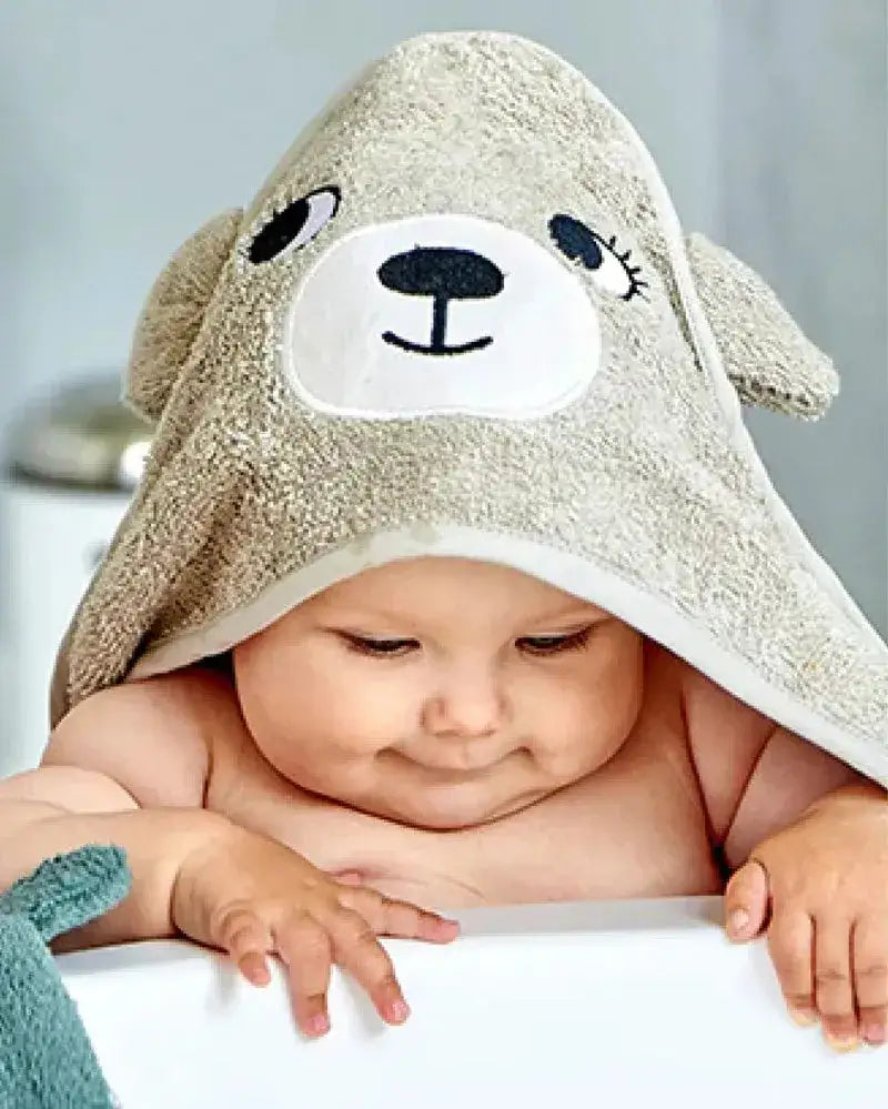 Baby mit Kapuzenhandtuch Bär Motiv, nachhaltiges Kinder-Badetuch, süßes Tierdesign